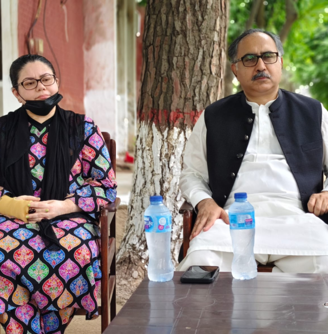 Secretary LNDD Visit LES-Farm